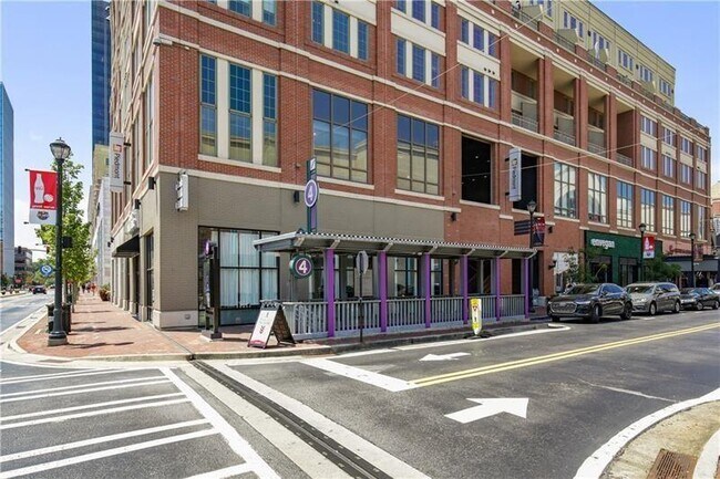 Building Photo - 232 19th St NW