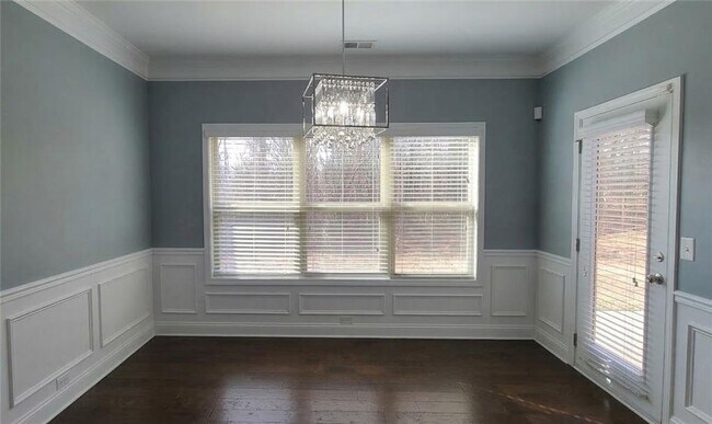 Building Photo - 4215 Hopewell Manor Dr