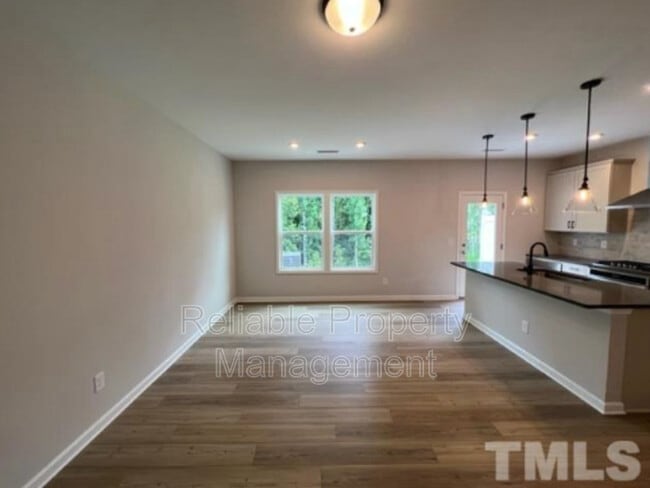 Building Photo - 3311 Oak Pass Dr