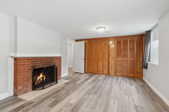 Building Photo - Beautifully Updated Spokane Valley Home with a Mother in Law Suite