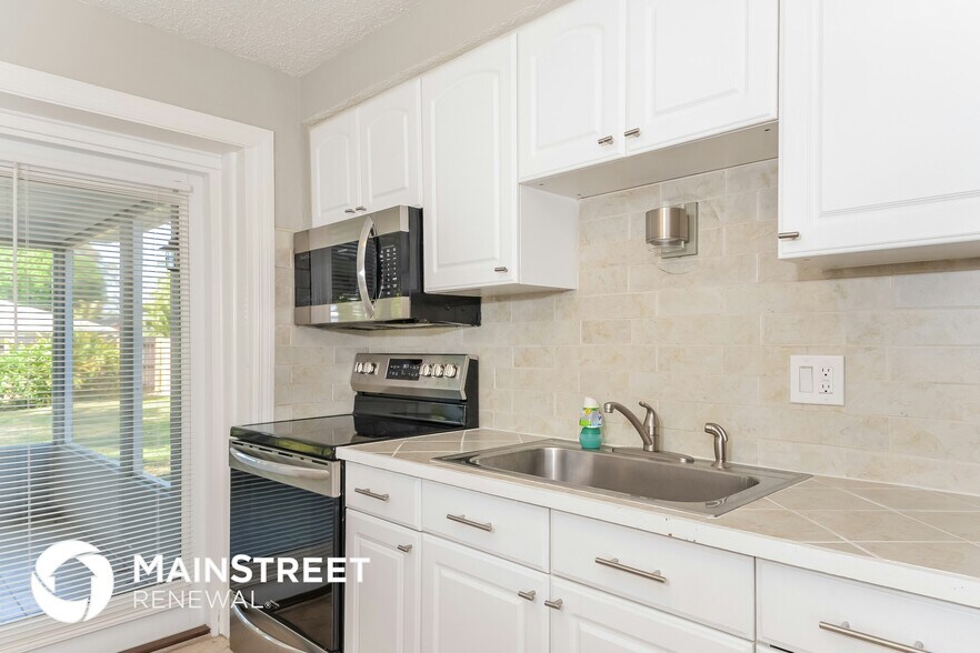 Building Photo - 4431 Ferris Ln