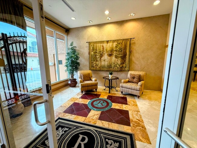 Building Photo - 20 Orange Ave