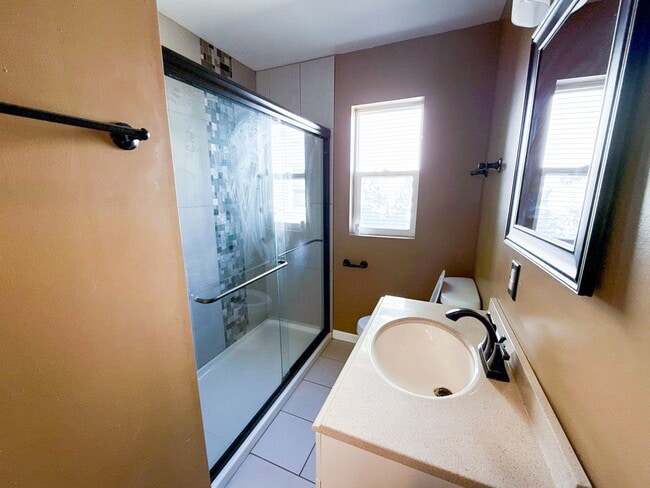 Building Photo - Charming 3-Bed Home Near ODU & OSU Med – F...