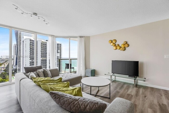 Building Photo - 16699 Collins Ave