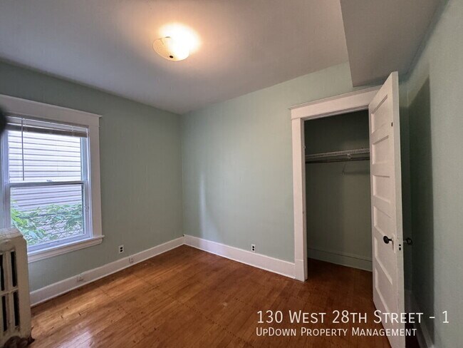 Building Photo - 130 W 28th St