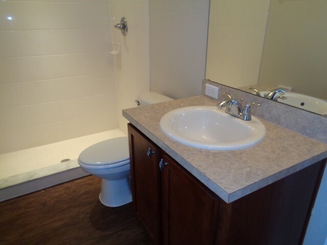 Building Photo - 5745 Woodruff Way