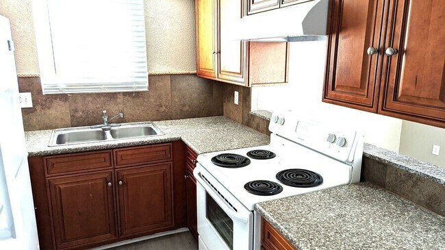 Building Photo - 5411 Retablo Ave