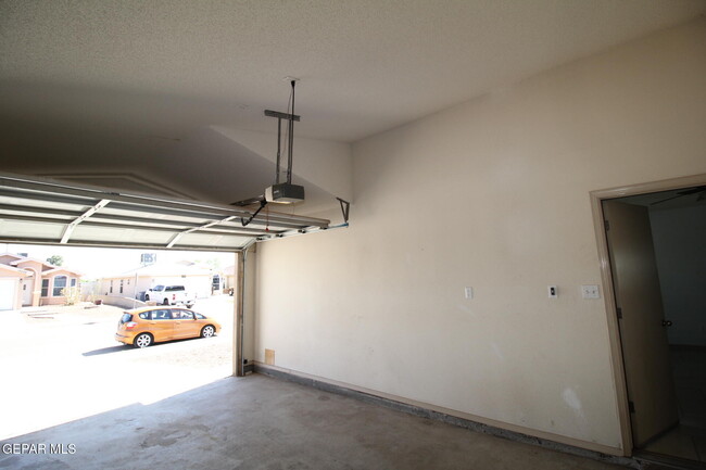 Building Photo - 14009 Robert Ituarte Dr