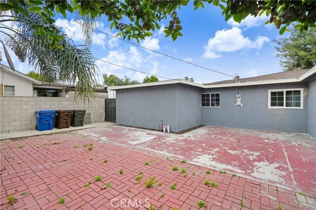 Building Photo - 509 La Seda Rd