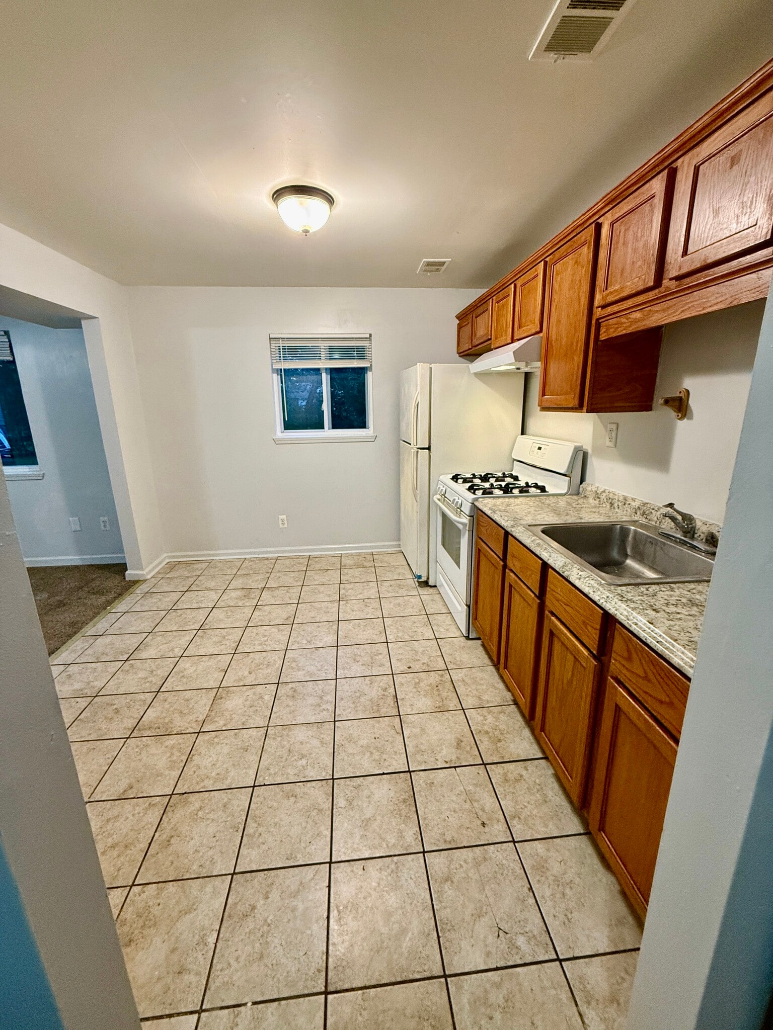 Building Photo - 31543 Alpena Ct