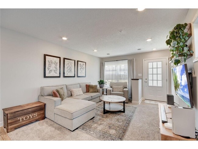 Building Photo - 1203 Lower 143rd St E