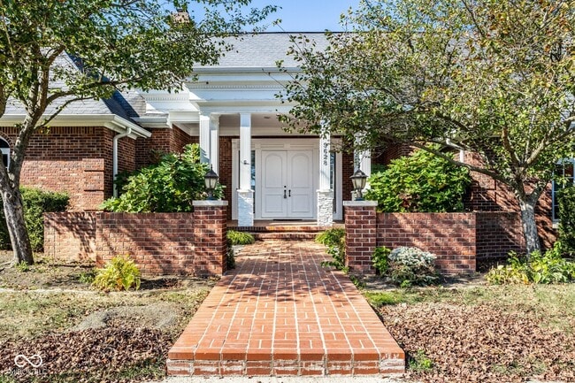 Building Photo - 9628 Summerlakes Dr