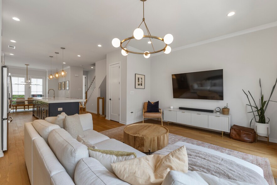 Building Photo - 11731 Paysons Way
