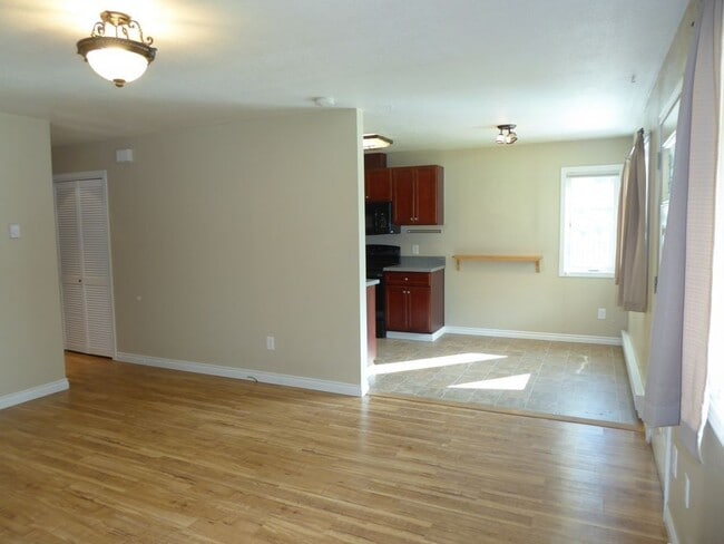 Building Photo - 9236 Emily Way