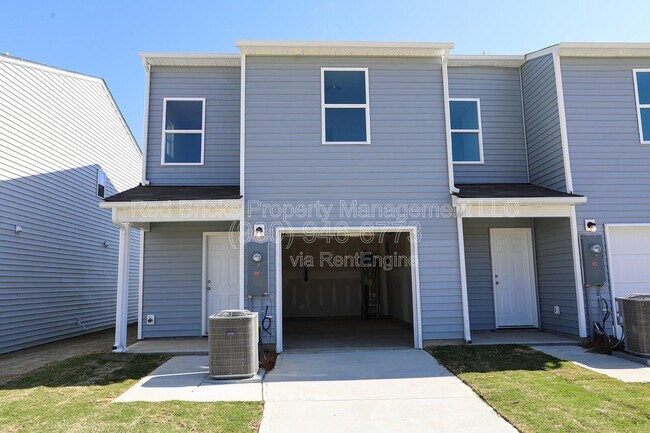 Building Photo - 230 Winston Ln