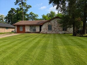 Building Photo - 7731 Melanie St