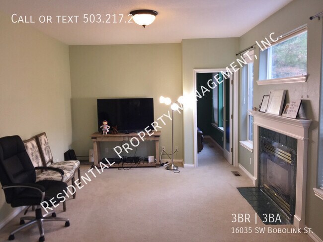 Building Photo - 16035 SW Bobolink St