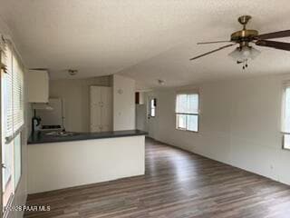 Building Photo - 1461 Hall Ln
