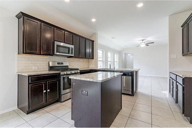 Building Photo - 1495 Acmite Ave