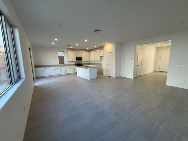 Building Photo - Welcome to this newly built 3-bedroom, 2.5-bathroom home