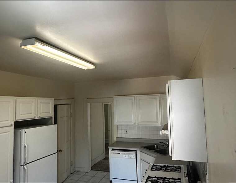 Building Photo - 507 N 20th St