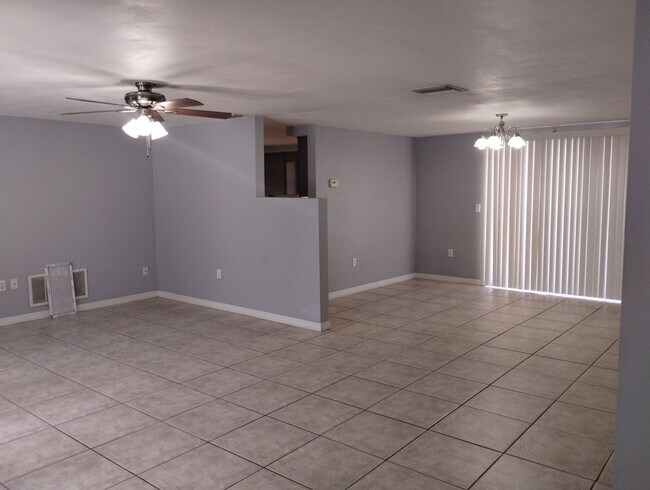 Building Photo - 7741 Ironbark Dr