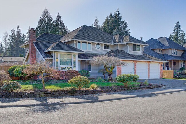 Building Photo - 4Bd/2.5Ba Renton House