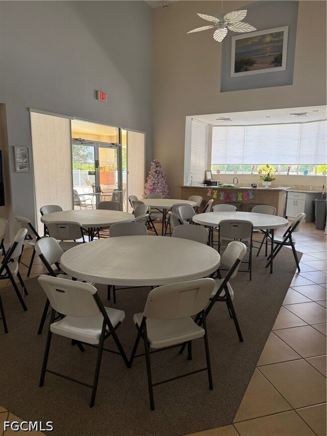 Building Photo - 6401 Aragon Way