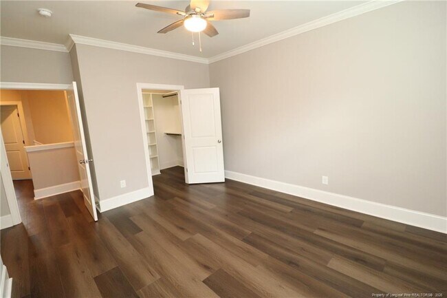 Building Photo - 2824 Plumfield Pl