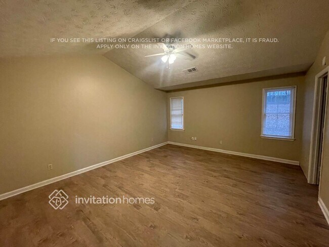 Building Photo - 2634 Laurel Woods Ln SE