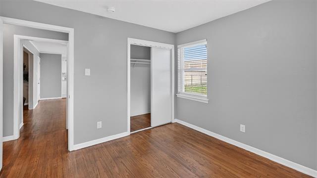 Building Photo - 8155 Shafter Dr