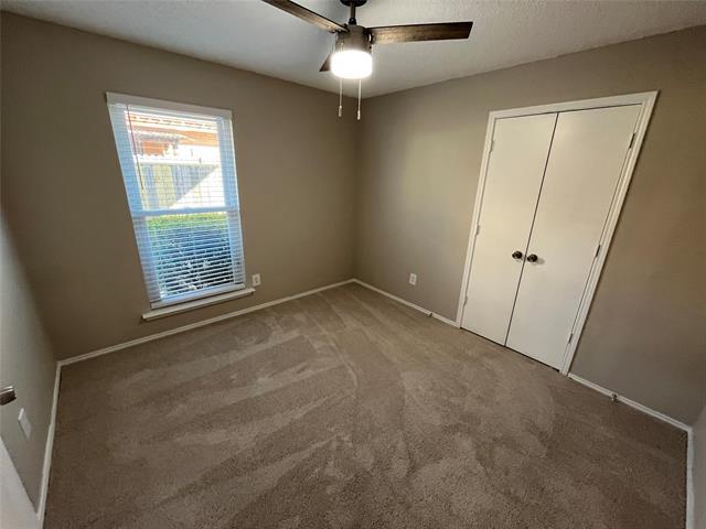 Building Photo - 3840 Scarsdale Ln