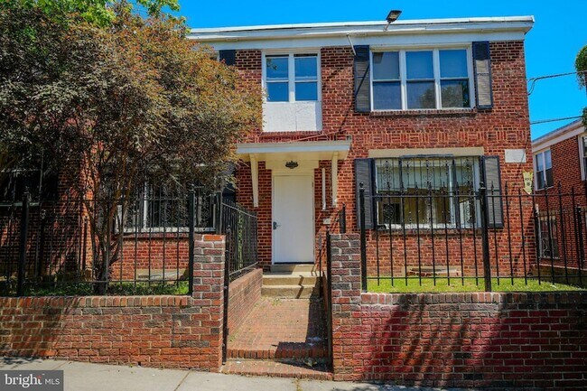 Building Photo - 59 Galveston Pl SW