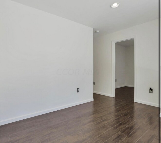 Building Photo - 2040 Margaret Ave