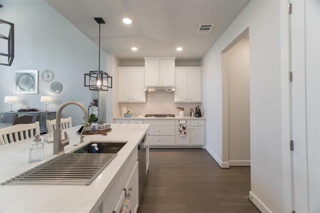 Building Photo - 71 Perennial Cyn Dr