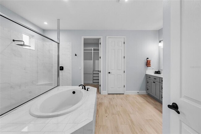 Building Photo - 3375 Buoy Cir
