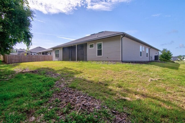 Building Photo - 9474 SW 65th Pl