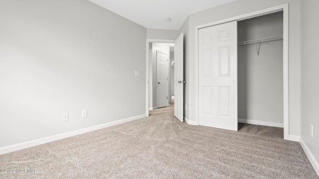 Building Photo - 501 Pearl Valley Ct