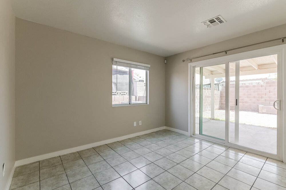 Building Photo - 2205 Farmouth Cir