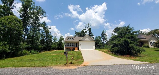 Building Photo - 5940 Brentwood Park Pl