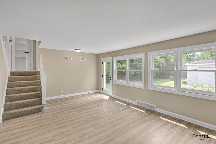 Building Photo - 2059 Downey Rd