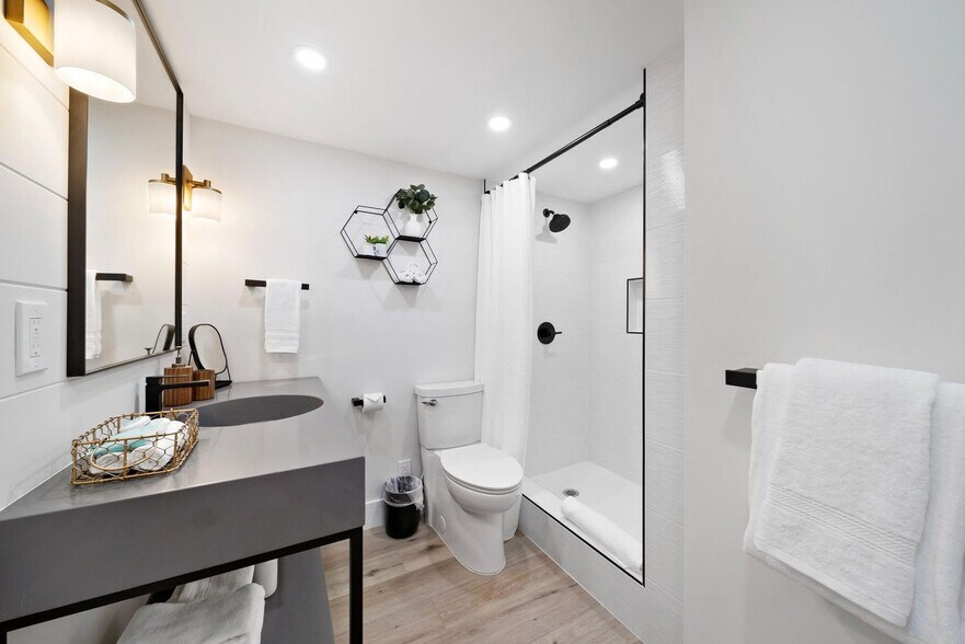 Building Photo - 1777 Ala Moana Blvd