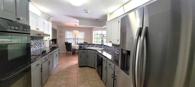 Building Photo - 204 Overhill Dr