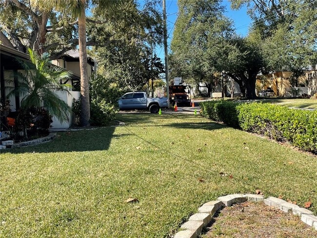 Building Photo - 3002 W De Leon St