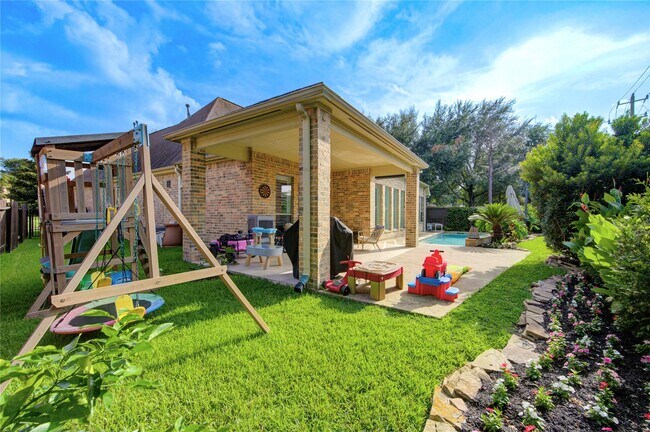 Building Photo - 14510 Tivoli Dr