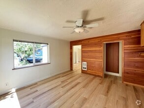 Building Photo - South Eugene Newly Remodeled
