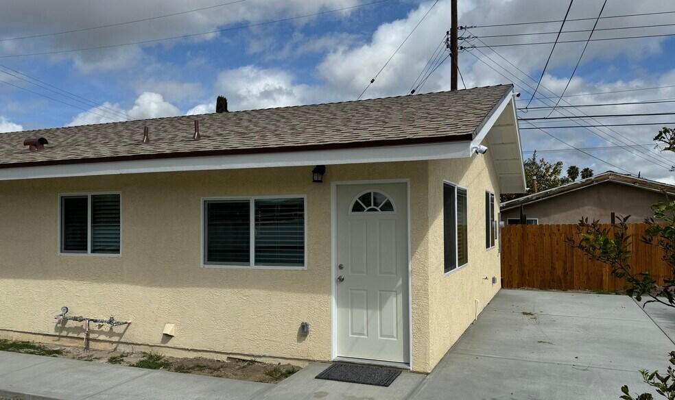 Primary Photo - 1363 Hudspeth St