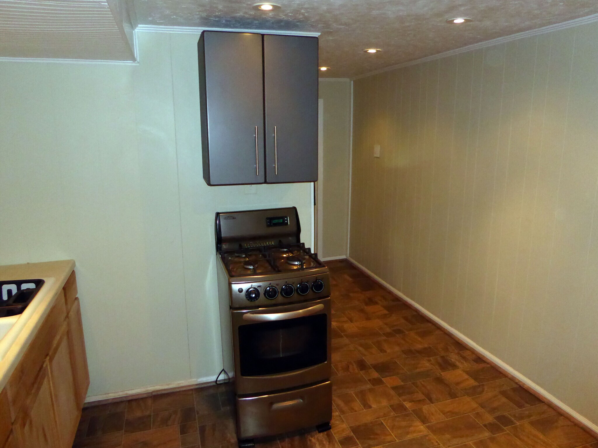 Building Photo - 1631 Remington St