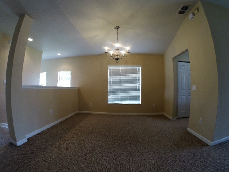 Building Photo - 4525 SW 52nd Cir