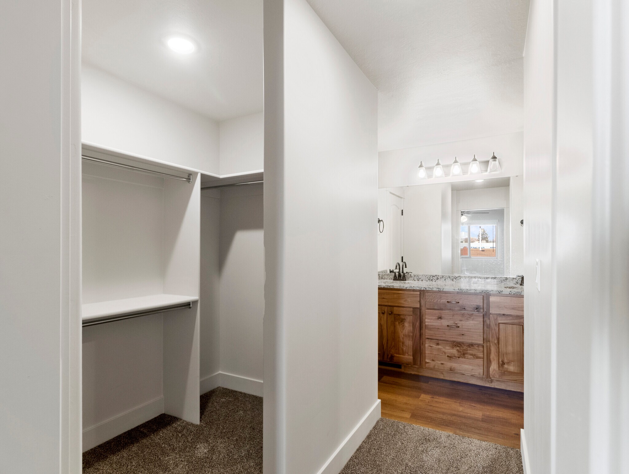 Building Photo - 38 S 480 W